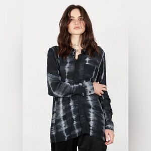 DISTURBIA Cosmic Longsleeve Button Down Shirt